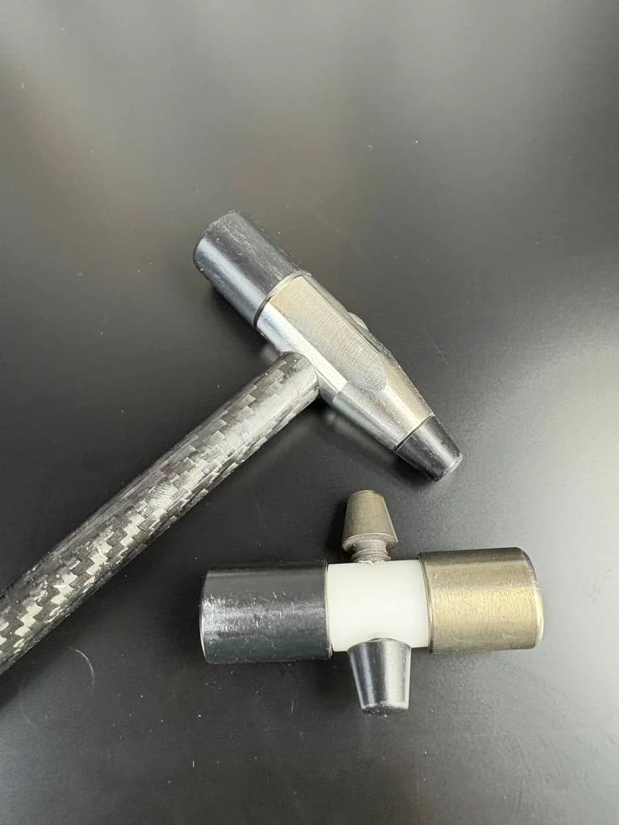 Karbon Saplı Teflon Çekiç 4