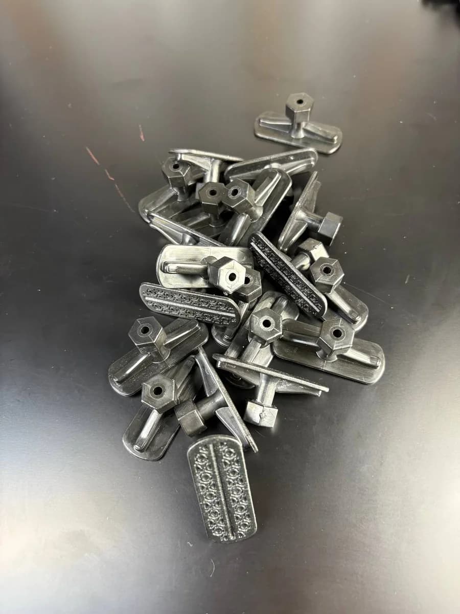 Öpücük | Dikdörtgen Düz Siyah