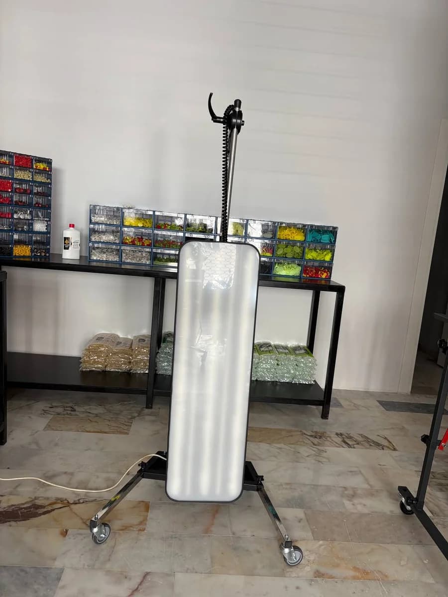 Ayaklı Lamba | Geniş