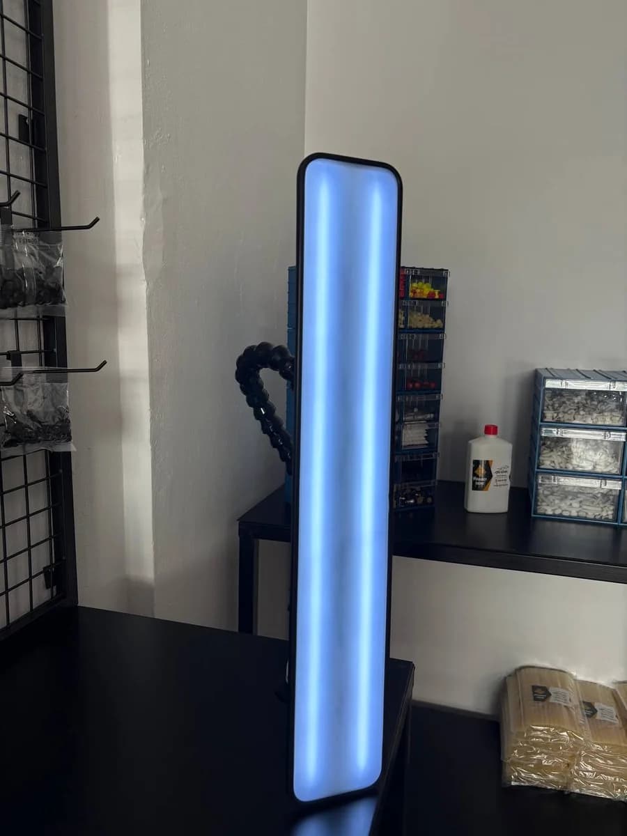 Mobil Lamba | Vantuzlu Şarjlı İnce Uzun 3